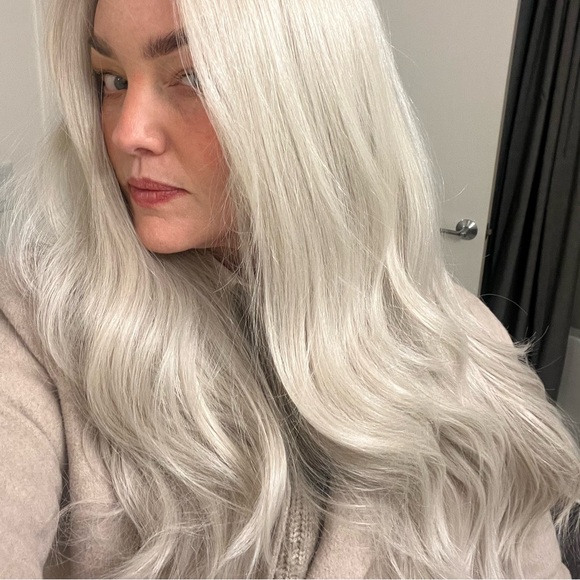 Chelsey Smith Cosmetics Frost Glueless Wig - Picture 16 of 16